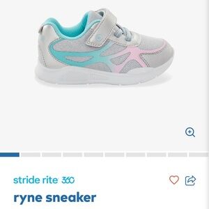 Stride Rite Ryne sneaker - Size 6